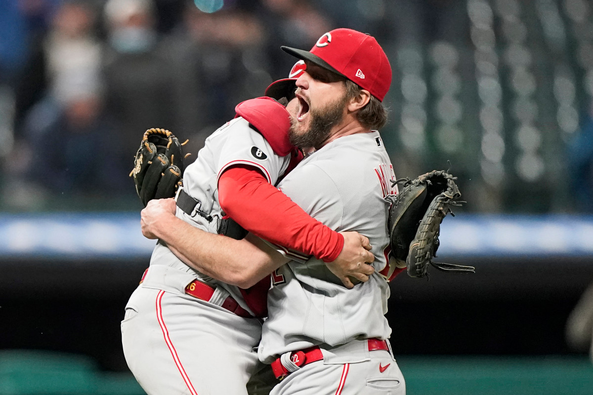 Reds' Wade Miley no hits Indians wearing son's fitting good luck charm