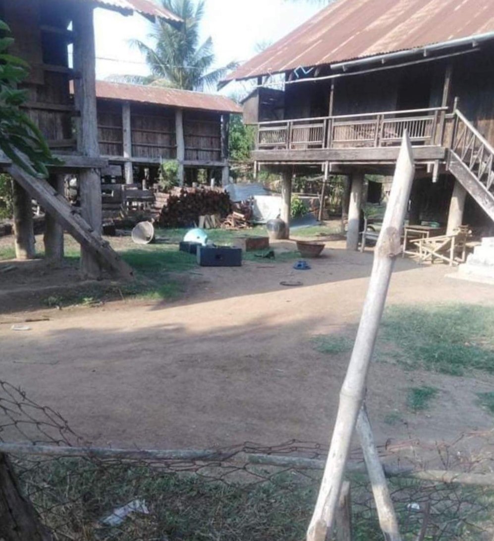 spring21MM's tweet photo. #Sagaing Region,#Kanbalu Tsp,in  #PadaukPin village, due to Military terrorists raided again into the village on May 7 and destroyed about 15 houses.
-Some villagers had fled and terrorists robbed villagers' gold, silver &amp; mobile phones (estimated 100 lakhs)left at home
#May8Coup https://t.co/GSyQ1qt9BF