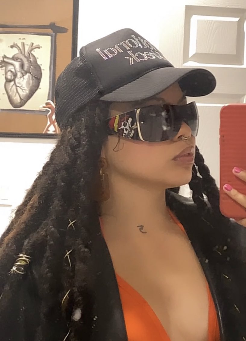 Jamie-Lee B. tweet media