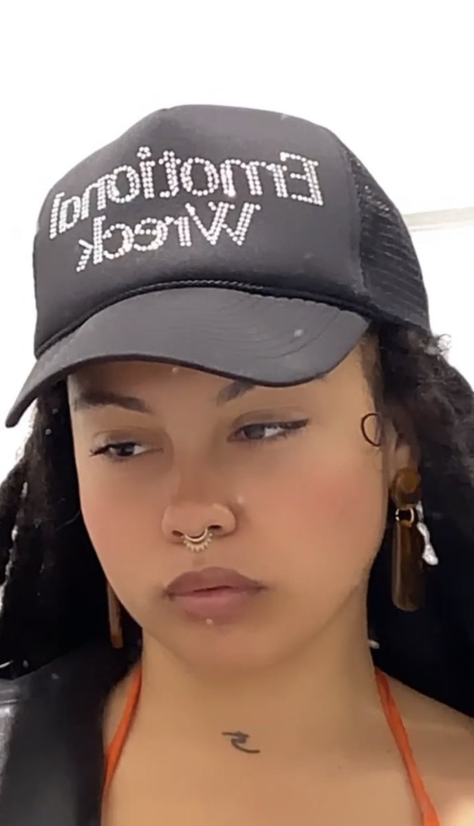 Jamie-Lee B. tweet media