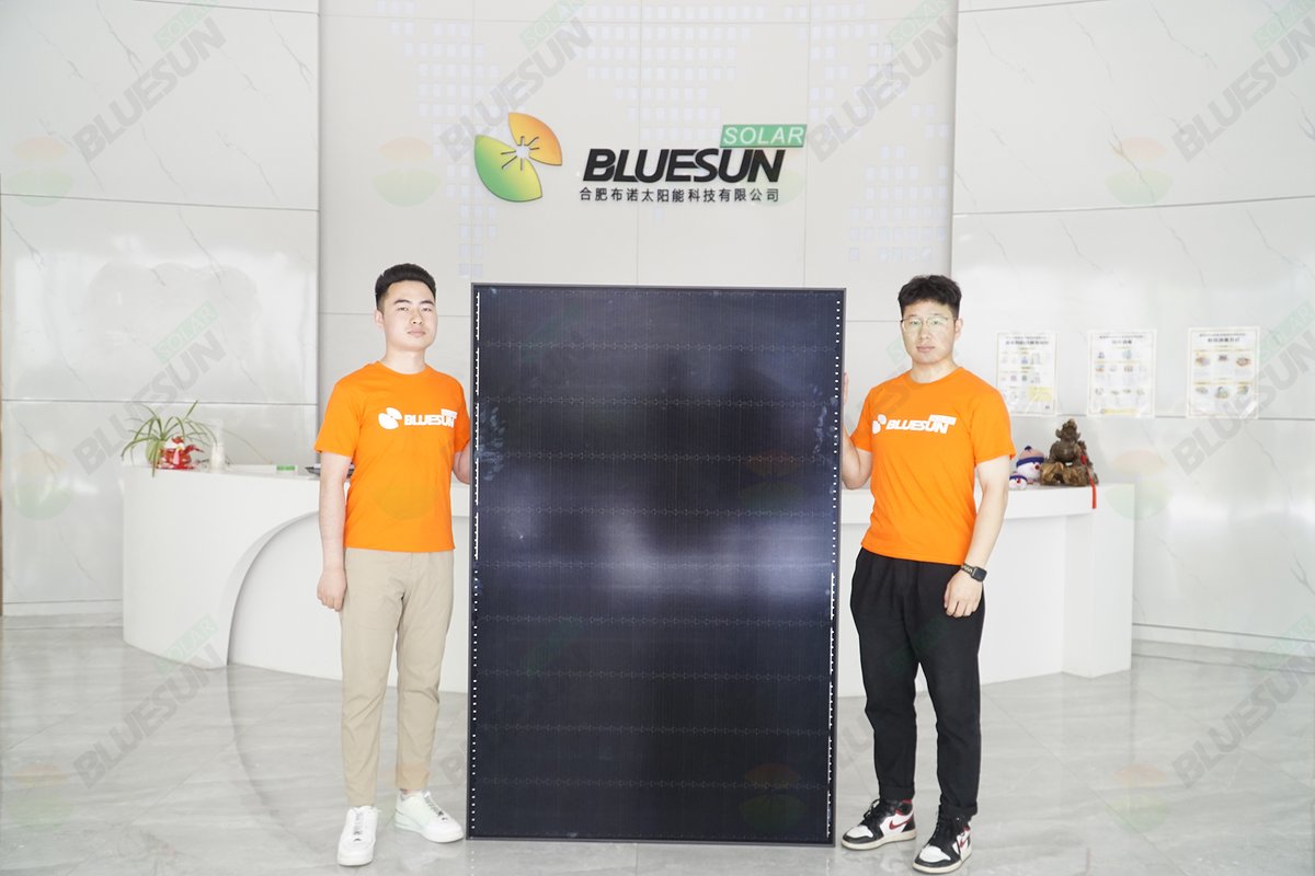 ChristinaHu20's tweet photo. New arriving !!!
Bluesun full black overlap solar panel 410W
Contact: Christina Hu
Whatsapp/Wechat: +86 181 5520 2070
Email: solar71@bluesunpv.com
#solar #sustainability #energy #solarenergy #bluesunsolar #solarpanel #photovoltaic #fullblack https://t.co/6i8H0m5wQA