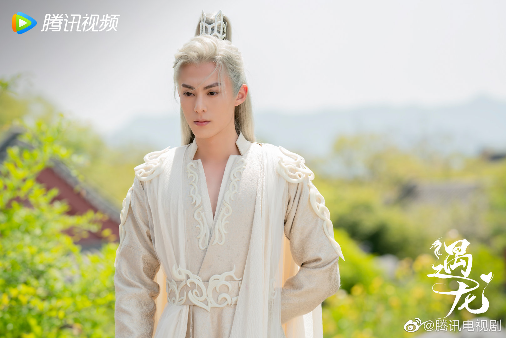 Dylan Wang's “AI-Style” Acting in “Miss the Dragon” –