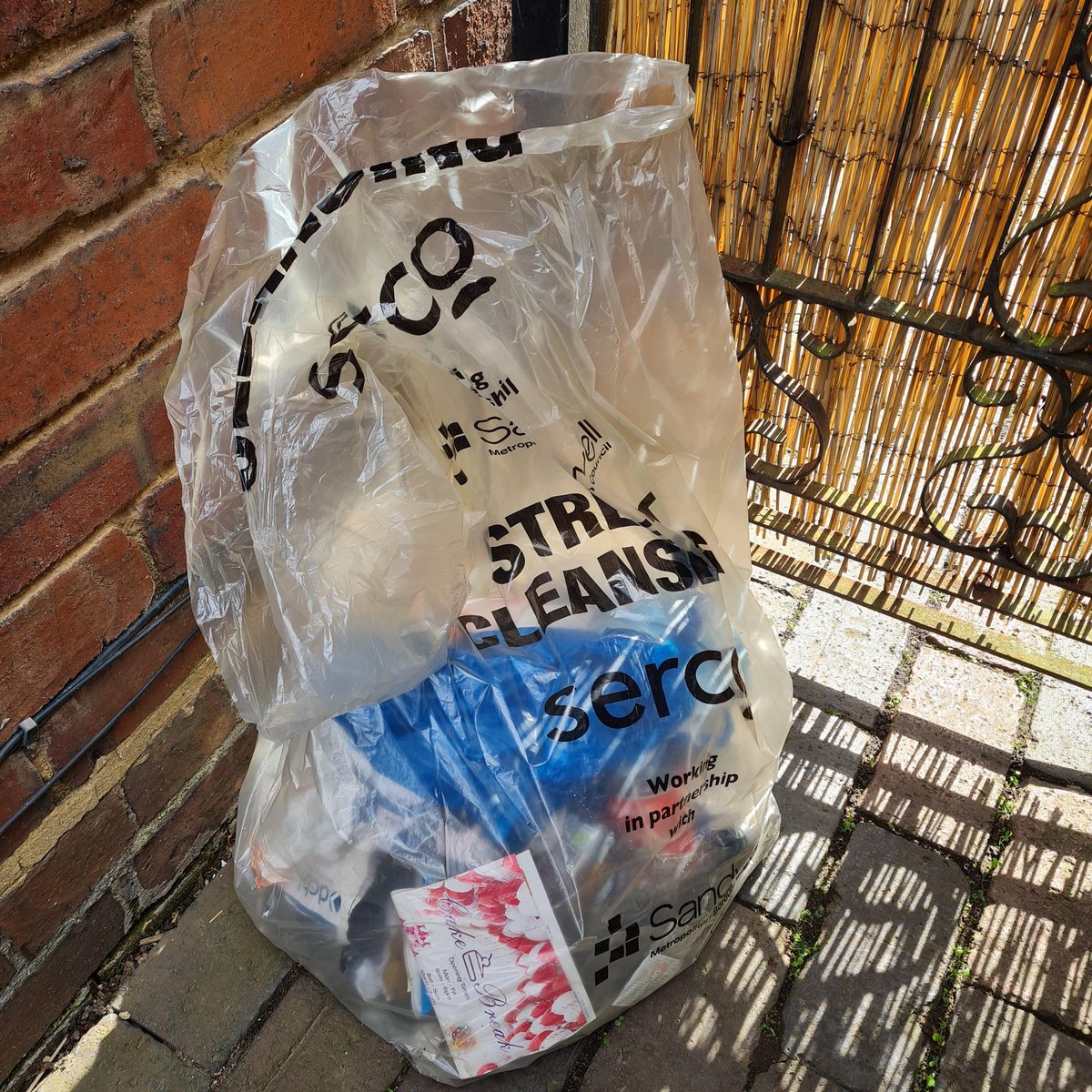 Litterwatch1's tweet photo. #fridaymotivation after a long day at work Juanita took a walk along her #adoptedstreet & removed #disposablefacemasks #nitrousoxide canisters #latex gloves all in a short distance #thankyousomuch for removing permanently
#adoptastreet
#community
@SercoESUK
@sandwellcouncil https://t.co/lYNDo5iuSx
