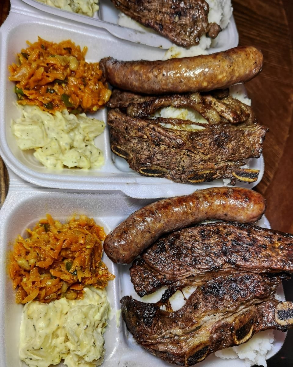 R60 a plate. We deliver anywhere in and around Tembisa. Free delivery if you are within 5km radius, R10 between 5 and 10km, R20 between 10 and 15km. We at Endulweni, you welcome to collect. No sit in. 0670455587.
#Zulu  #BLACKCOFFEE #princemisuzulu #eSwatini