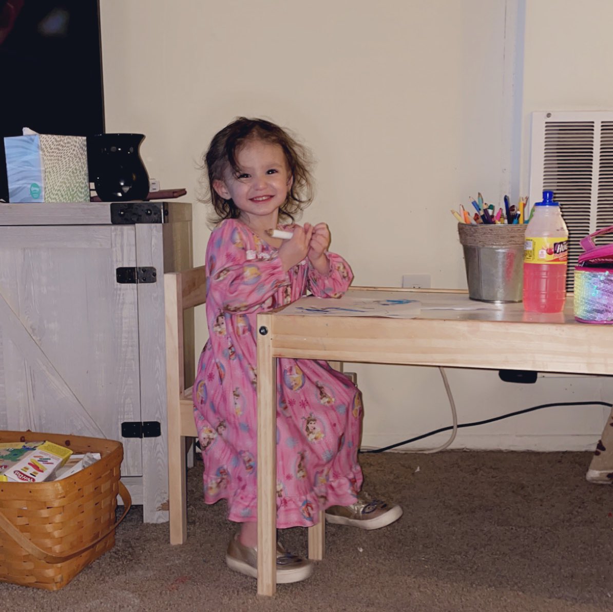 HallJ999's tweet photo. How did I birth someone so perfect? 
🥺 we really made the perfect child.  
       •• My best friend in this entire world is a wild, sassy &amp; funny 2 year old little girl and I’m 100% okay with that. 
Only god knows how much I love you Braelynn Anne ❤️ https://t.co/h9XGdF3FWz
