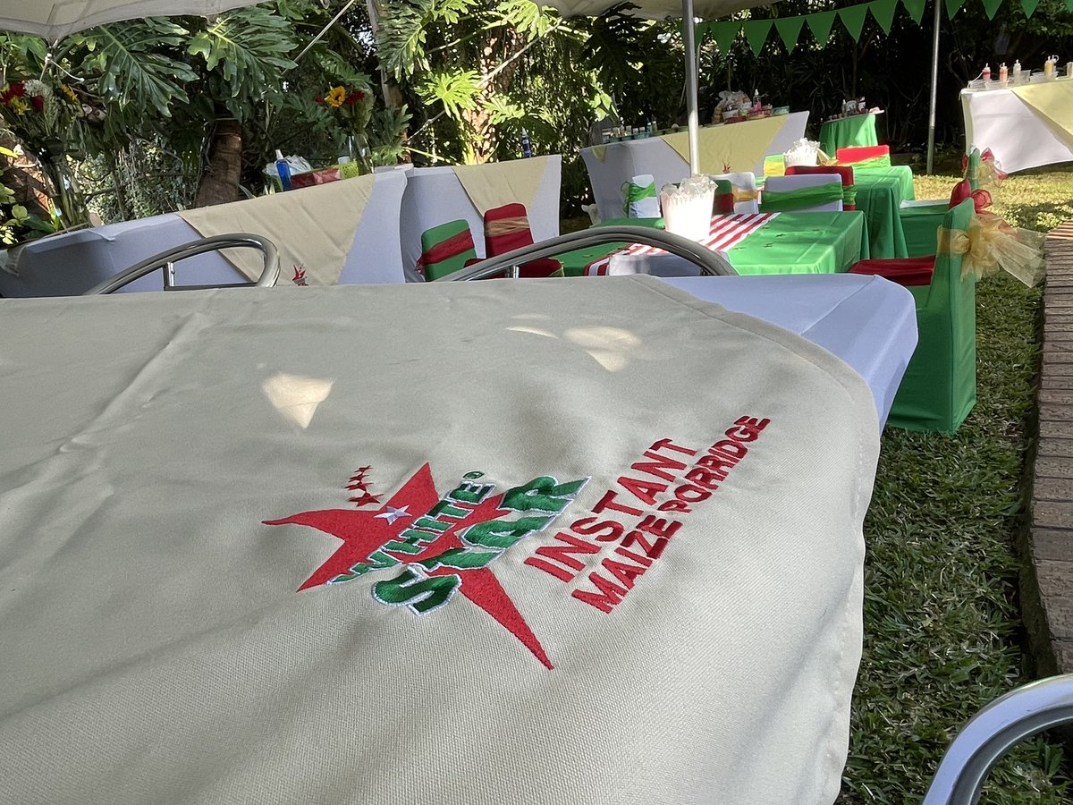 ladydwabantu's tweet photo. Loving the setup ๐๐ฅฐ @WhiteStarMaize #LadyDBirthdayDrive 2021 ๐๐๐ฅ๐ฅ. Live streaming the event on my Facebook page โLadyD Wabantuโ in a few https://t.co/jsK6Kg7LL3