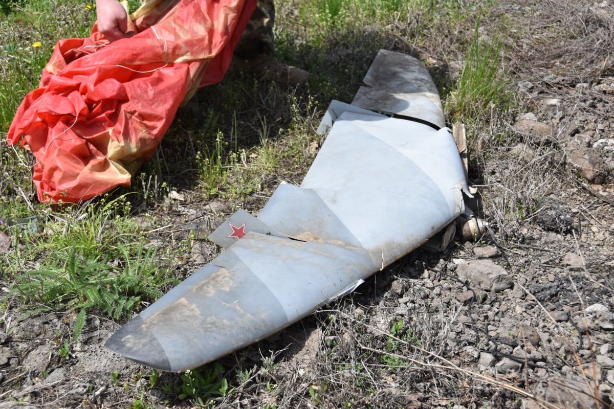   #Russia Army "rebels" intensify use of   #drones for reconnaisance, targeting, fire control, landmines deployment & dropping explosive devices in the   #Donbass warzone; 2 RU drones were downed by   #Ukraine troops in May alone: UA JFO military press service. https://www.facebook.com/pressjfo.... class=