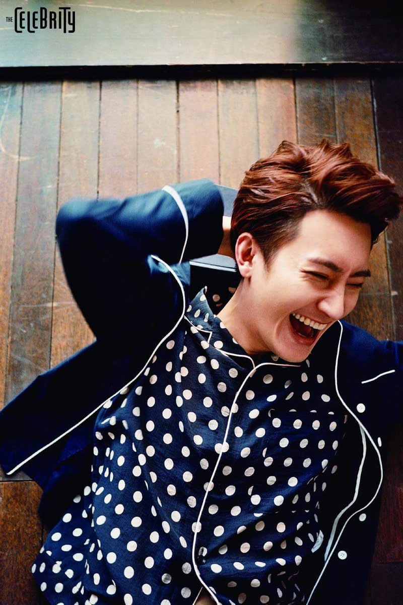 210508 Zhou Mi Weibo update (1/3): 
How do you rate these nine-square smiles? 😁😁😁