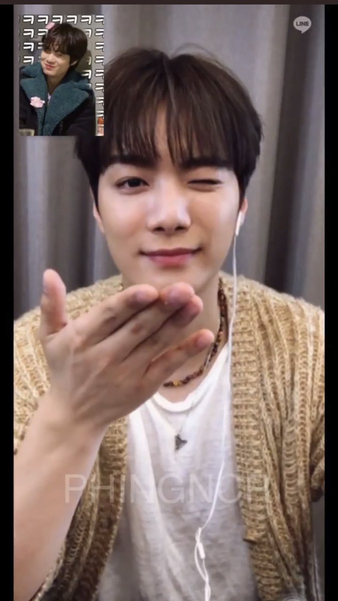 __북북 tweet media