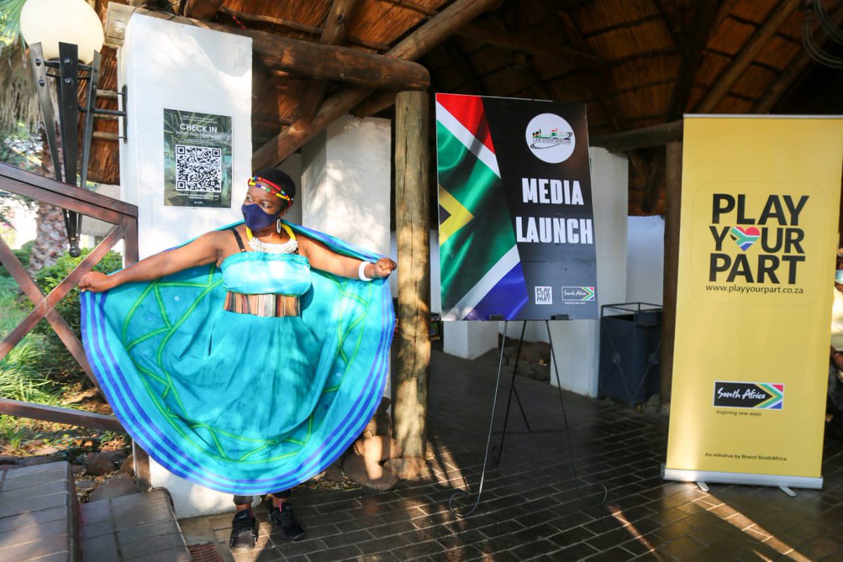 PlayYourPartSA's tweet photo. The @Im_SouthAfrican Awards will honour South Africans doing exceptional things and making significant contributions in their various roles and communities. #UbuntuIsAVerb
#OneSA
#IAMSouthAfrican
#PlayYourPartSA
#GetInvolved https://t.co/Kl9YU2Yw2l