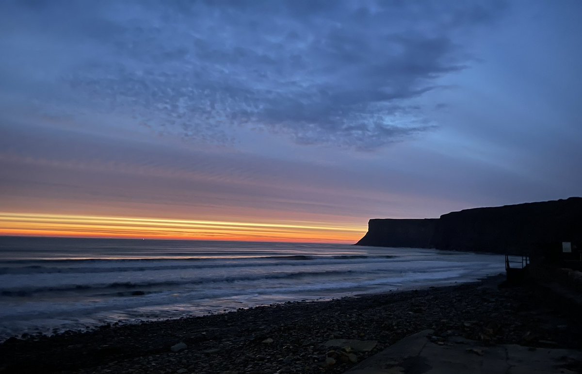 ArronEllison's tweet photo. One of the main perks of night shifts 🌅 https://t.co/VEi53OAc8l