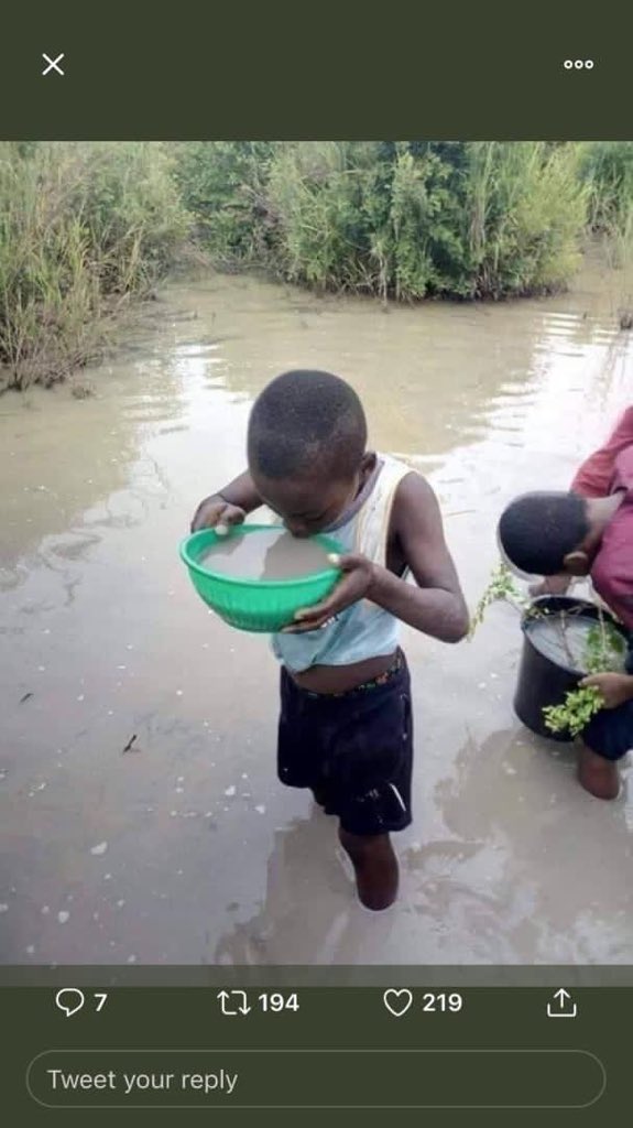BawaKwasi's tweet photo. Fix the country now!! https://t.co/af3BEyk2bW