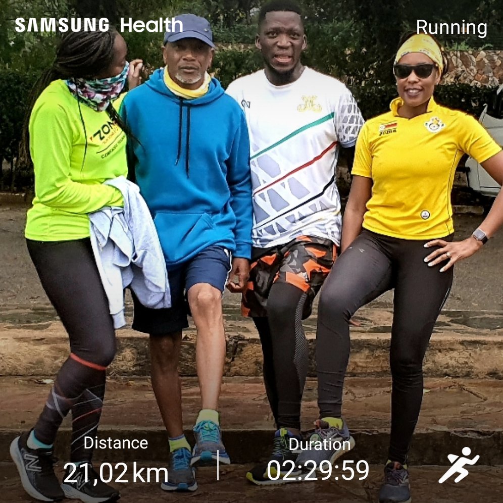 opbrian's tweet photo. Come summer, abanye will forget that, whilst some them were π΄ & in π, we were part of #RunningWithTumiSole #90DaysWithoutSugar2021 #Starting2021OnAStrongNote #FetchYourBody2021 #Team5am...in the π₯Ά & π§.. https://t.co/BxdAm9euCu