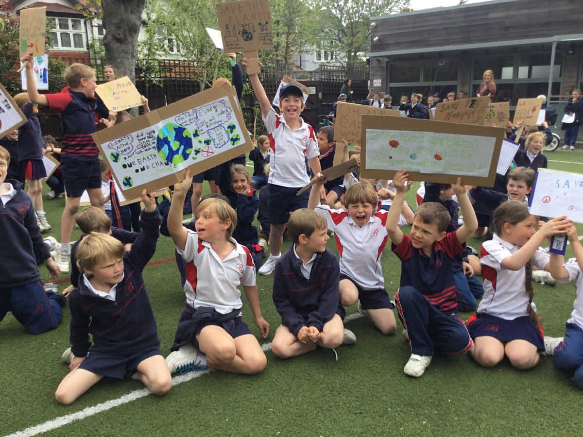 BroomwoodYear3's tweet photo. @Fridays4future #FridaysForFuture #NWSbhLS #BroomwoodLower #MWSbhClass3 #ThematicLearning https://t.co/0uPgnej4Ae