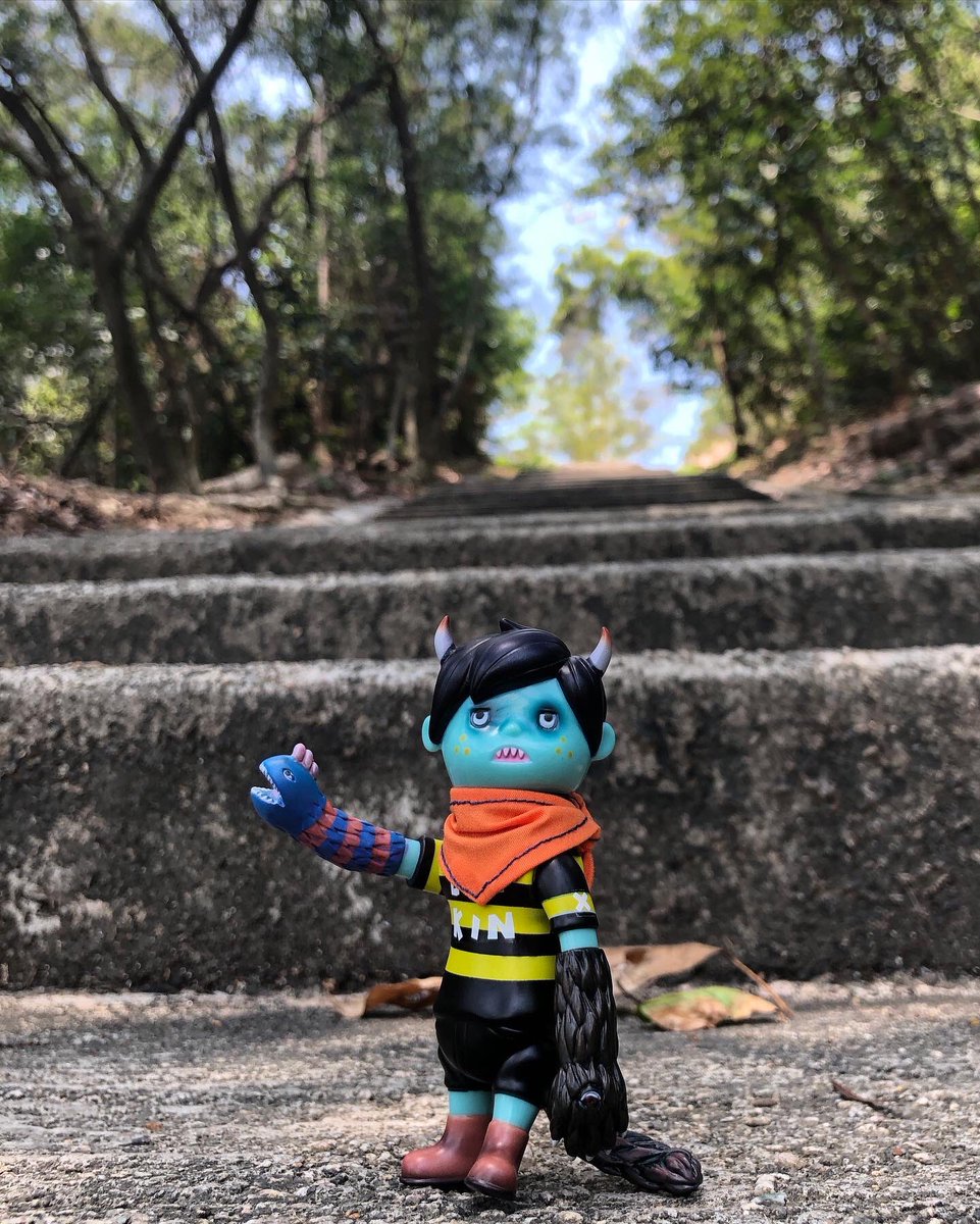 Songorr2's tweet photo. 🌈☀️🌸👻 親親大自然 👻🌸☀️🌈
#HIMITSUMARKET #piyopiyo #momomo #himitsumono #PocketWorld #宇宙のヒミツモノ #himitsuinthepocket #dot #dotdot #peeboo #cuppy #copcupcuppy #uniquestyle #ideeproductions #sofubi #kaiju #songorrstyle @ideeproductions @Hidy_DD https://t.co/z1prUoX3j3