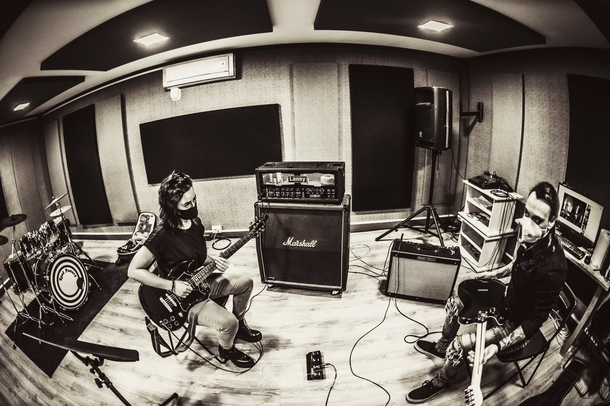 cateriniana's tweet image. Lezione
#oraclesun #rock #rockfactory #federicomuzziilsanto #siena #musica #hard #nikonphotography