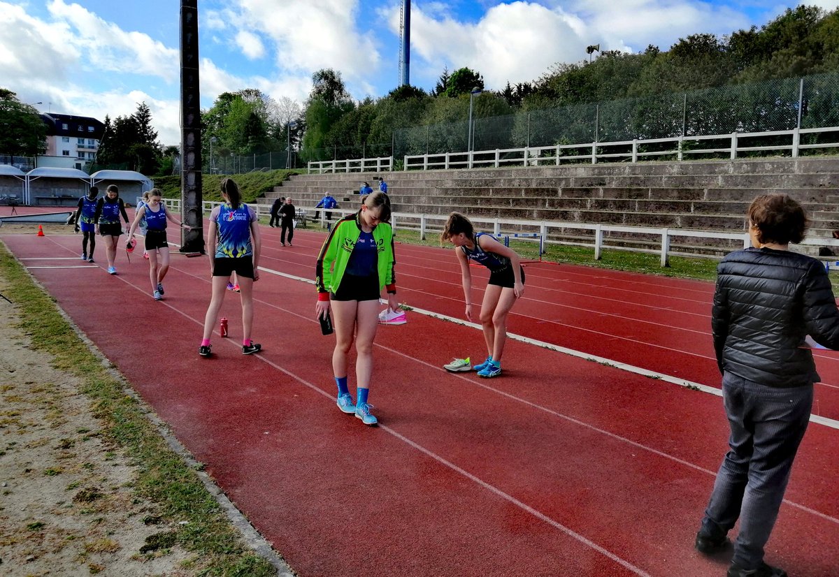 ACRLPP56's tweet photo. Le stade du Faubourg de Verdun accueille les épreuves de l'Open d'athlétisme des catégories benjamins et minimes.
#CDA56 #athletisme #morbihan
@JARNIGONM
@VillePontivy https://t.co/w7Yotkhzi2