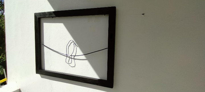 Eddykimani's tweet photo. "Little Birdie On the Line"
30In Wide by 23In High. 1In Deep.
Frame - Mvule Wood
5,500 Ksh.
Wire Trees by Eddy - 0727934272
#wiredance #wiretherapy
#handmadekenya #homedecorkenya #officedecorkenya #wireart
#wiretreesculpturep https://t.co/TyPWdvoTuD