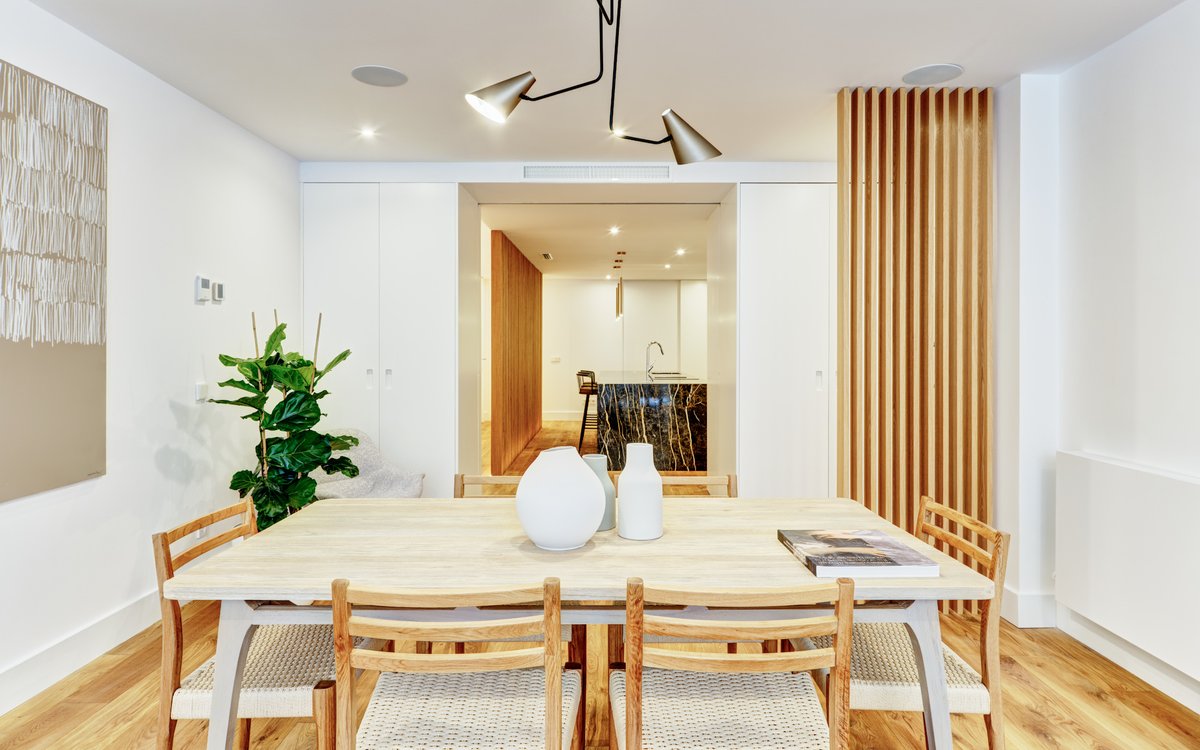 En el diseño de interiores la comodidad y la elegancia no deben estar reñidos. Deben coexistir en el espacio para lograr un ambiente cómodo, confortable y que sorprenda a todos #EstoEsUXBAN #IdeasConEstilo