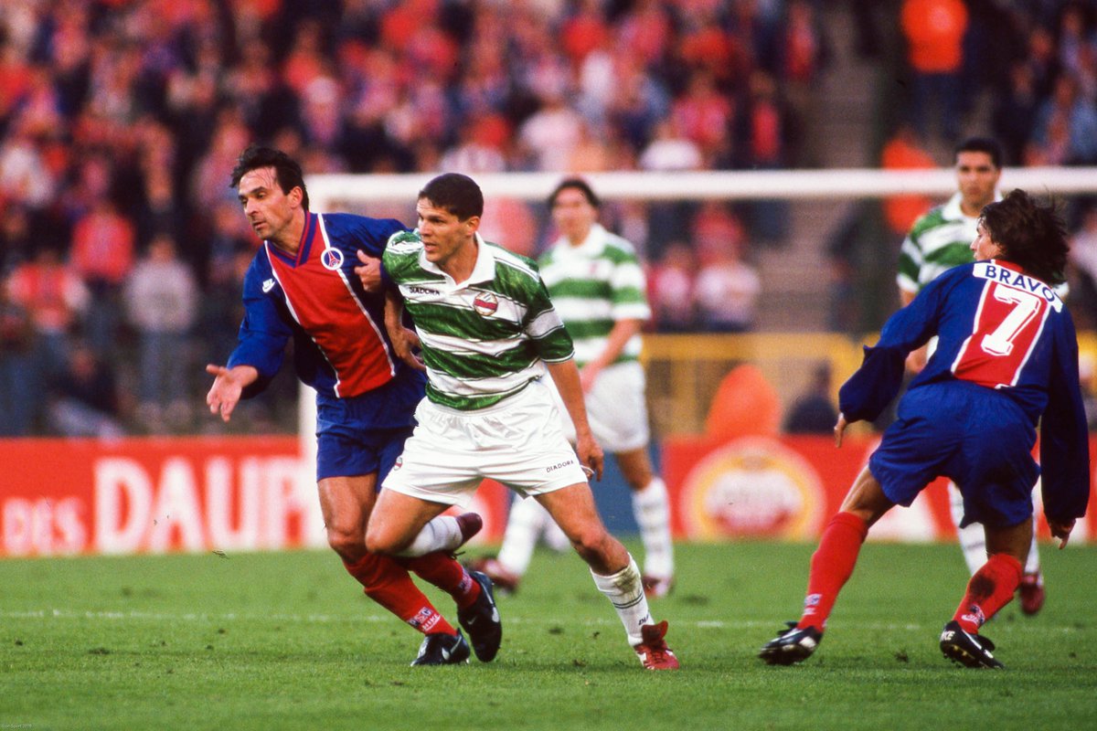 UEFAcom_de's tweet photo. #OnThisDay in 1⃣9⃣9⃣6⃣
🇦🇹 @skrapid im Finale des Europapokals der Pokalsieger ⚽️ 🥈 https://t.co/Vd5fnhTTNR