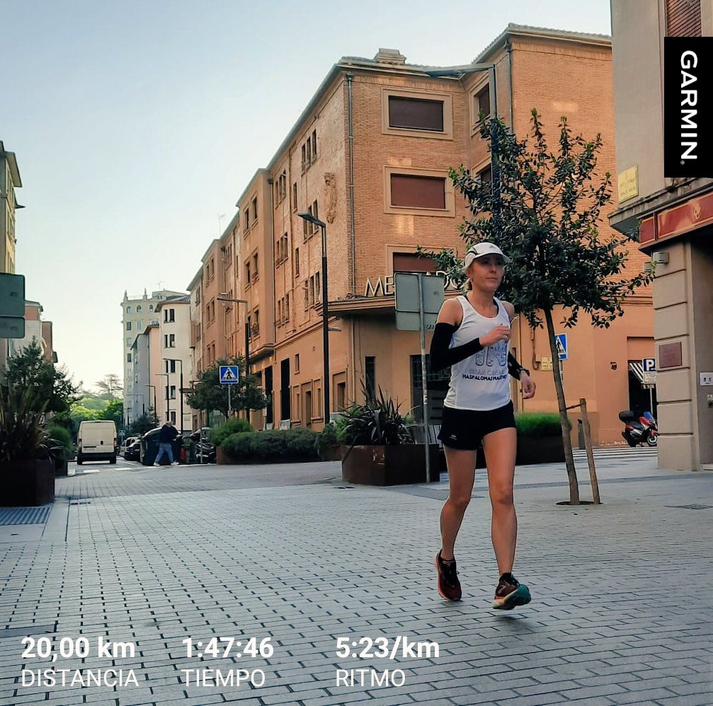 20 km de postureo para estrenar la camiseta de <a href="/GCMMarathon/">Gran Canaria - Maspalomas Marathon</a> 🏃🏼‍♀️🏃🏼‍♀️🏃🏼‍♀️