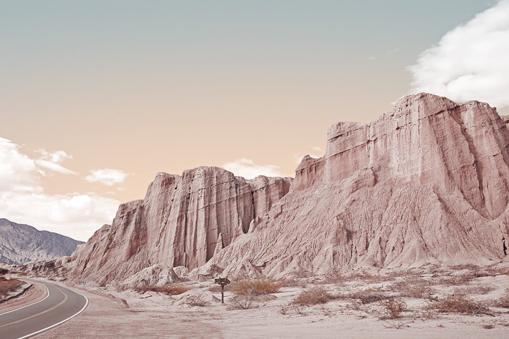 MTphoto_NFT's tweet photo. COLORSCAPE: Devil’s Roadside Rest Stop
Jujuy Argentina (near Tilcara: Garganta del Diablo).
#nftart #nftphotography #NFTphotographer #MTphoto #withFND #desert #cryptoart #cryptoartist #NFTCommunity https://t.co/T1Tn0EJjl6