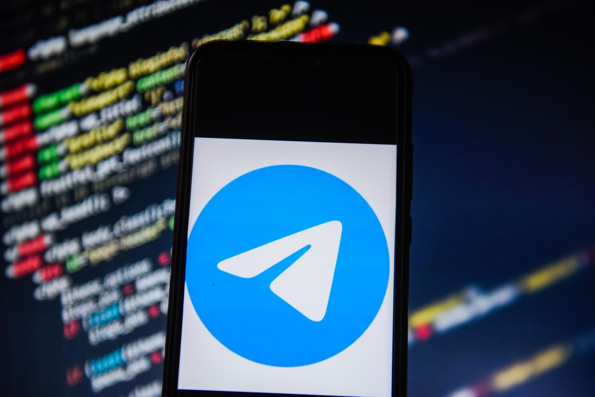 seospage's tweet photo. “Threats to block Telegram if we do not give out private user data will lead nowhere. Telegram protects freedom and privacy ”- Pavel Durov.
#news #smartfone #newsphone #virtualnumber #telegram
https://t.co/X6Bx1ecYQO https://t.co/dMWC7GhBAu