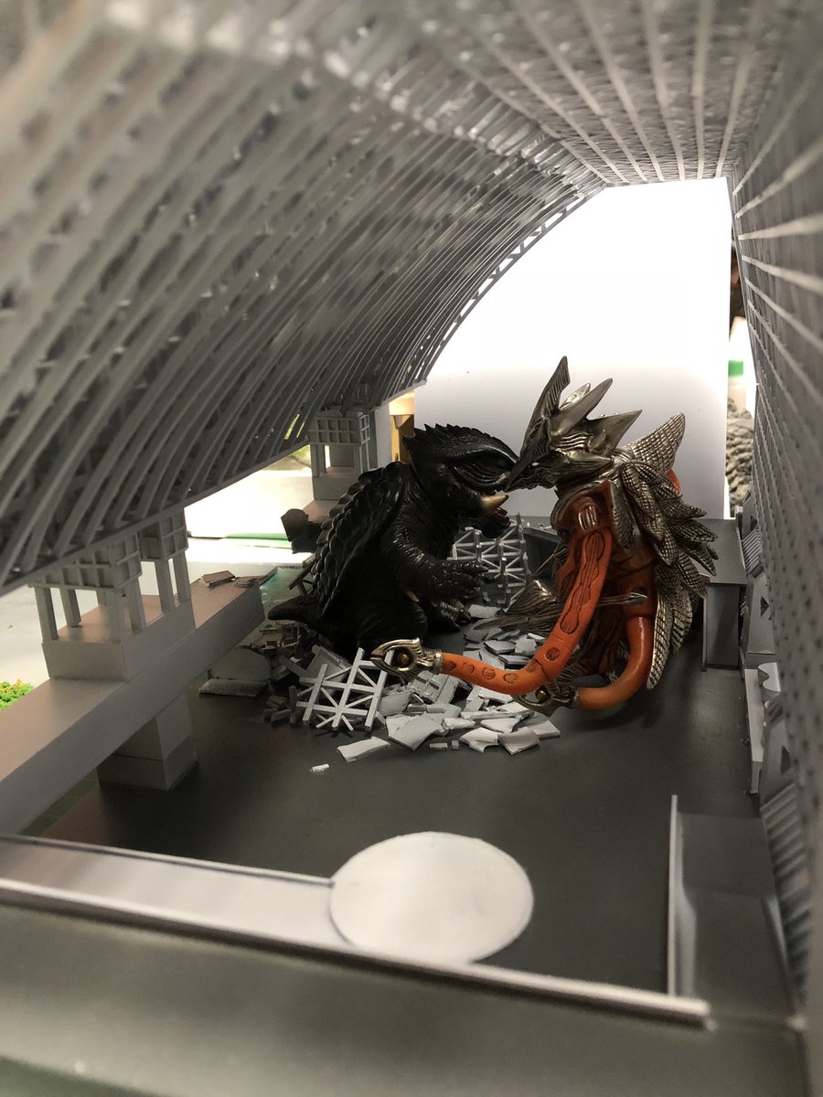 シカルナ工房 CUBE イリス&ガメラ 京都決戦ver. 台座付 炎上カラー2体 シカルナ工房 CUBE イリス&ガメラ 京都決戦ver. 台座付 炎上カラー2体