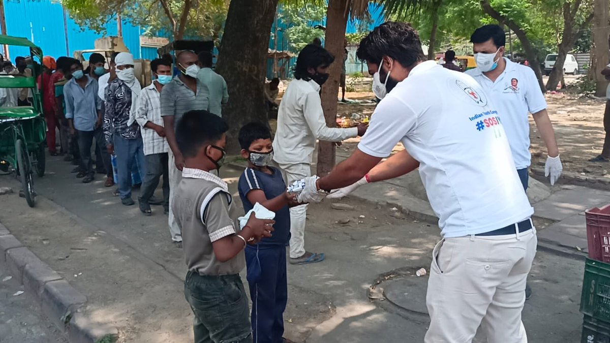 srinivasiyc's tweet photo. One of the greatest feelings in the world is knowing that we as individuals can make a difference.

#SOSIYC teams across India are trying to make that difference. https://t.co/901Duj3hhp
