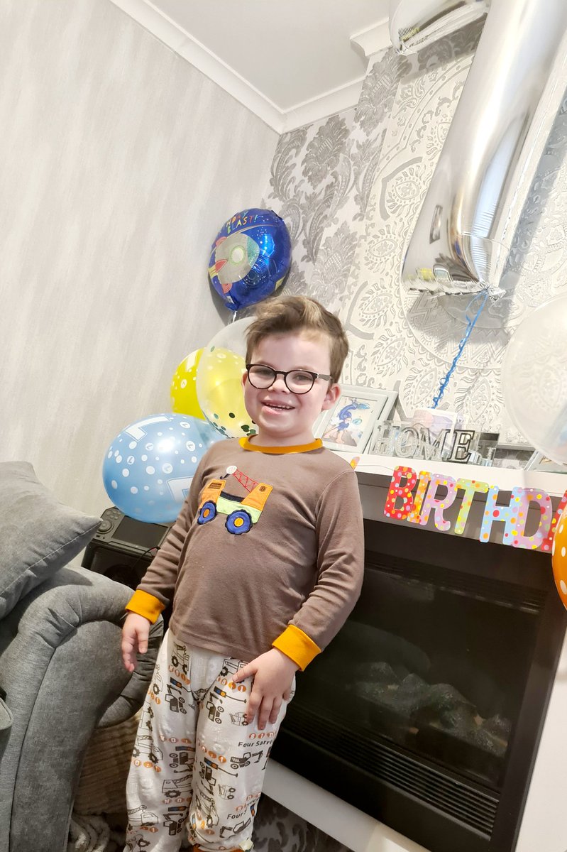 ShantelleEdunn's tweet photo. #HappyBirthday to my amazing son Jack. How have 7 years gone by already? #birthdayboy #shoppingtime #birthdaywishes #birthdaycake https://t.co/F5FHAqiyLH