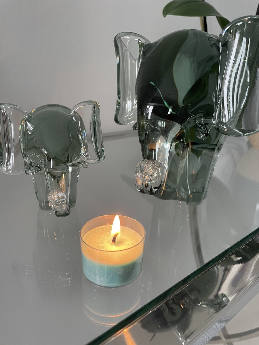 Teal candle lighting - for those who journey through a diagnosis of Ovarian cancer and the people who support them- family, friends, doctors, nurses, porters, cleaners, catering staff, researchers and many many more behind the scenes #WOCD2021 #BEAT #ovariancancerawareness