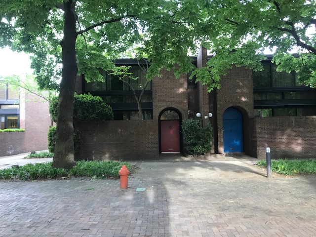 now I like his Bingham Court townhouses even more a few blocks away