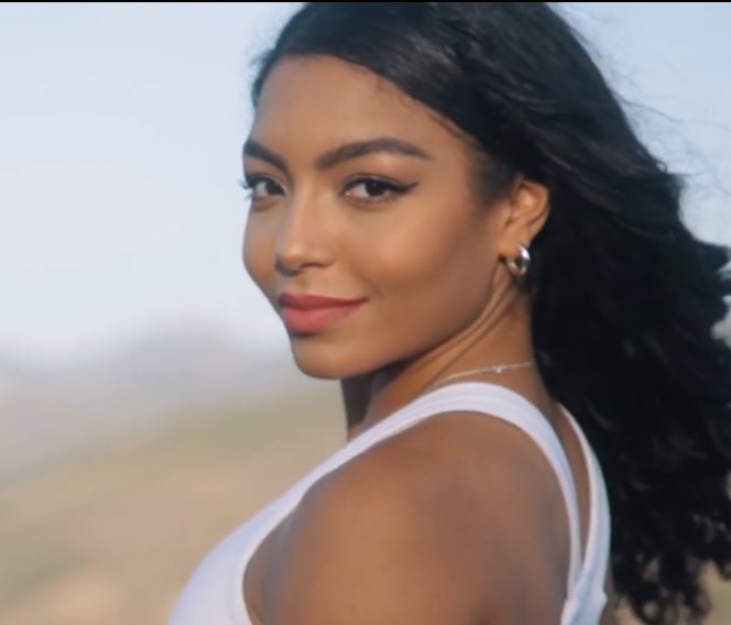 useorsnaan's tweet photo. ANY GABRIELLY IS ART. https://t.co/kR2MYM1tjN
