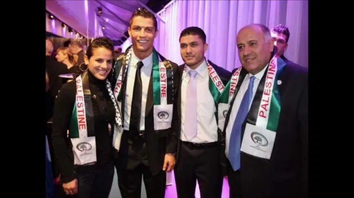 Ronaldo once refused to swap shirts with Israeli footballers and said “I do not exchange shirts with assassins” Forever with Palestine 🇵🇸