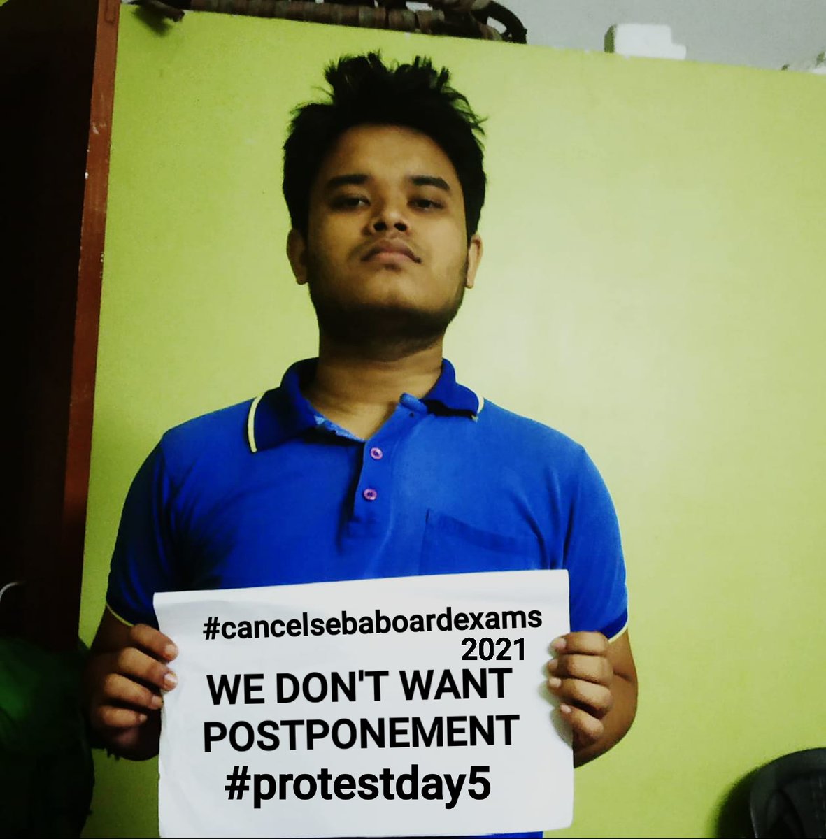 Student23817994's tweet photo. @himantabiswa Are our lives so worthless ?
Is an exam more important than our lives.
Does the government know,the magnitude of mental breakdown in students,is an exam worth risking lakhs of lives who are not even vaccinated ?
#cancelassamboardexams
#andhbhakts
#ProtestDay5 https://t.co/9XDL0GPb7R