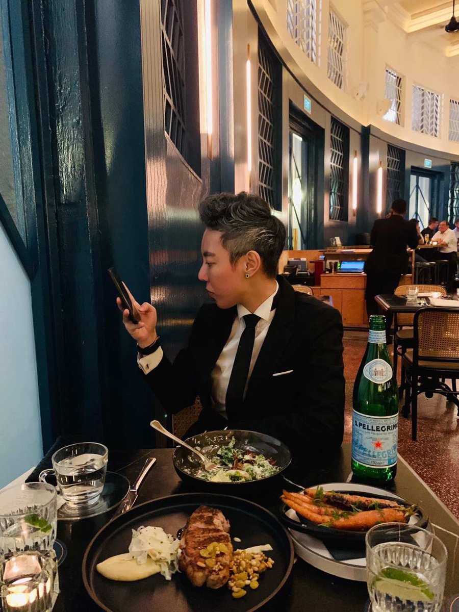 OceanWoo3's tweet photo. 不可一世的艺术作品  
故能传承百世
希望有一天 可以成为那样的人 https://t.co/Y9GcbkZnzw