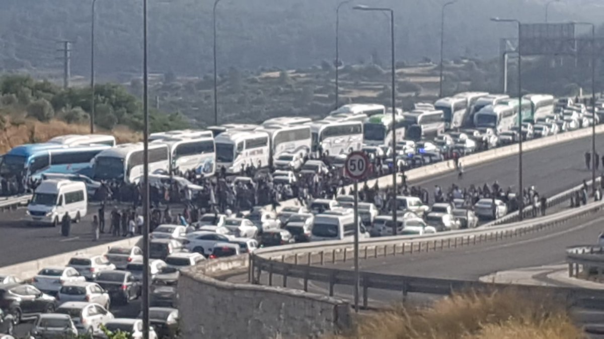 Photos: ISF flying Checkpoint/ Heavy traffic at Abu Gosh Junction, Highway 1 near Jerusalem City entrance