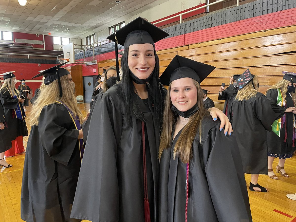 FightingMuskies's tweet photo. A great morning for Muskingum’s second session of its 176th Commencement. Watch the ceremony live at https://t.co/pMNlS9sbGs #MuskieImpact #LongMagentaLine #MuskingumGrad2021 https://t.co/6GZAzL65OU