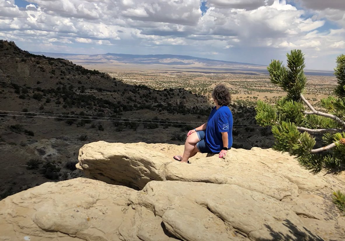 CHGHealthcare's tweet photo. A nurse traveler’s first assignment makes a lasting impact: Debra Kelly shares her life-altering experience in the Navajo Nation. 

#chghealthcare #rnnetwork #travelnurse

https://t.co/YhUVxAiwBf https://t.co/OCX7hqNCxD