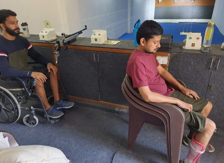 Adityacyclist's tweet photo. @AdityaMehtaF para-athletes are the pride of the nation. Also, the most vulnerable as are exposed to surfaces &amp; people for support. Request vaccination priority for the team &amp; support staff.

Sec 25(1)(C) RPWD Act 2016

@TelanganaCMO @MSJEGOI @socialpwds @KTRTRS
@ndtv @the_hindu https://t.co/1JzYeYh2qu