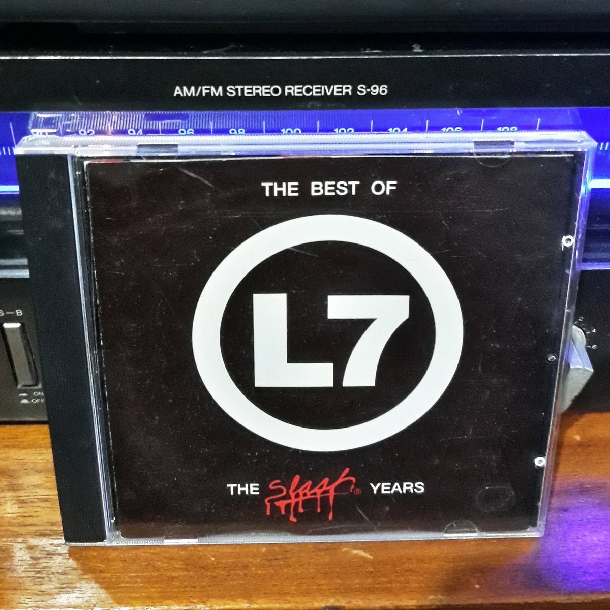 RogerioRocker's tweet image. L7 - The Slash Years #cd #londonrecords #slashrecords #warnerrecords #cdpost #cdcollector #cdcollection #discoécultura #discocollection #compactdisc #digitalaudio #gradiente #s96 #cce #LX12 #museudovinil