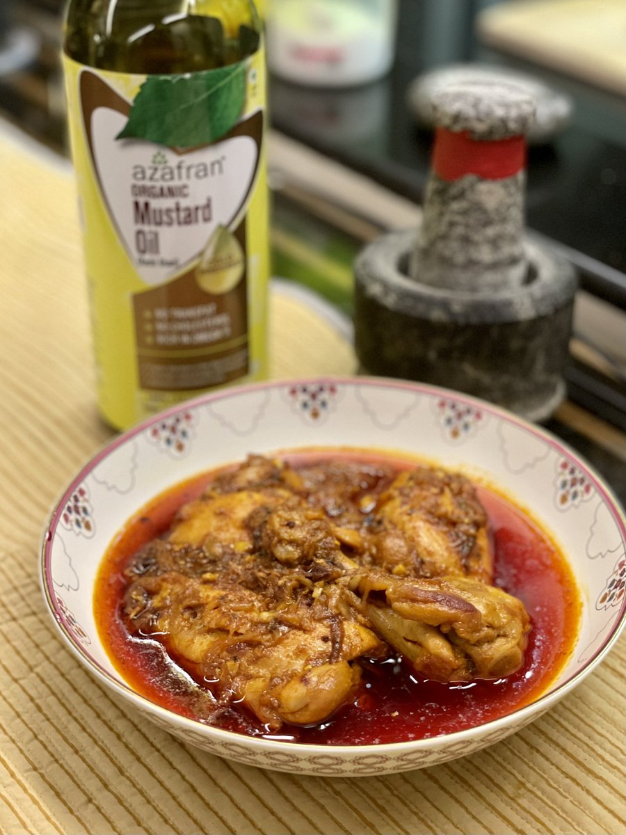 ChefTZac's tweet photo. Recipe video for Goalondo Steamer Chicken Curry now live on #CookingwithTZac on the link below!
https://t.co/YjHl8OZcVd https://t.co/1X6JvuTbfD