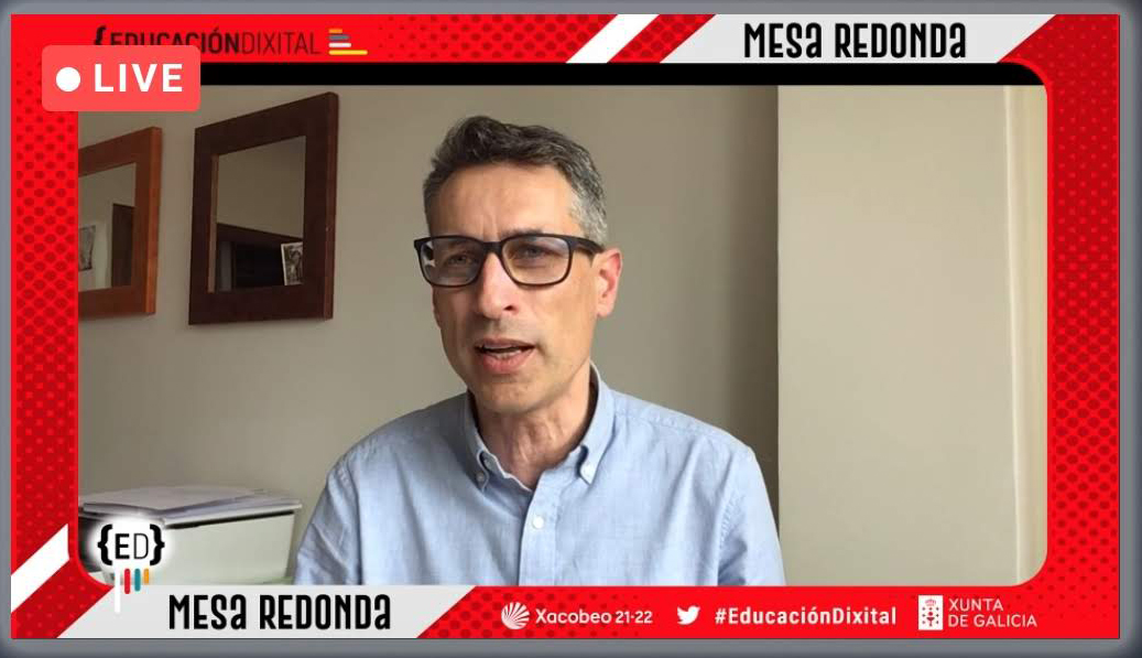 carpaga's tweet photo. Un pracer participar na #mesaredonda  sobre #AulaInvertida e #Gamificación cos meus compañeiros @jardao @santiagoraul e @MrCuarter 
Moitas grazas @CAFIgalicia (grazas Marga :-) ) 
#EducaciónDixital2021 
#FlippedClassroom https://t.co/9wxifVA8NL