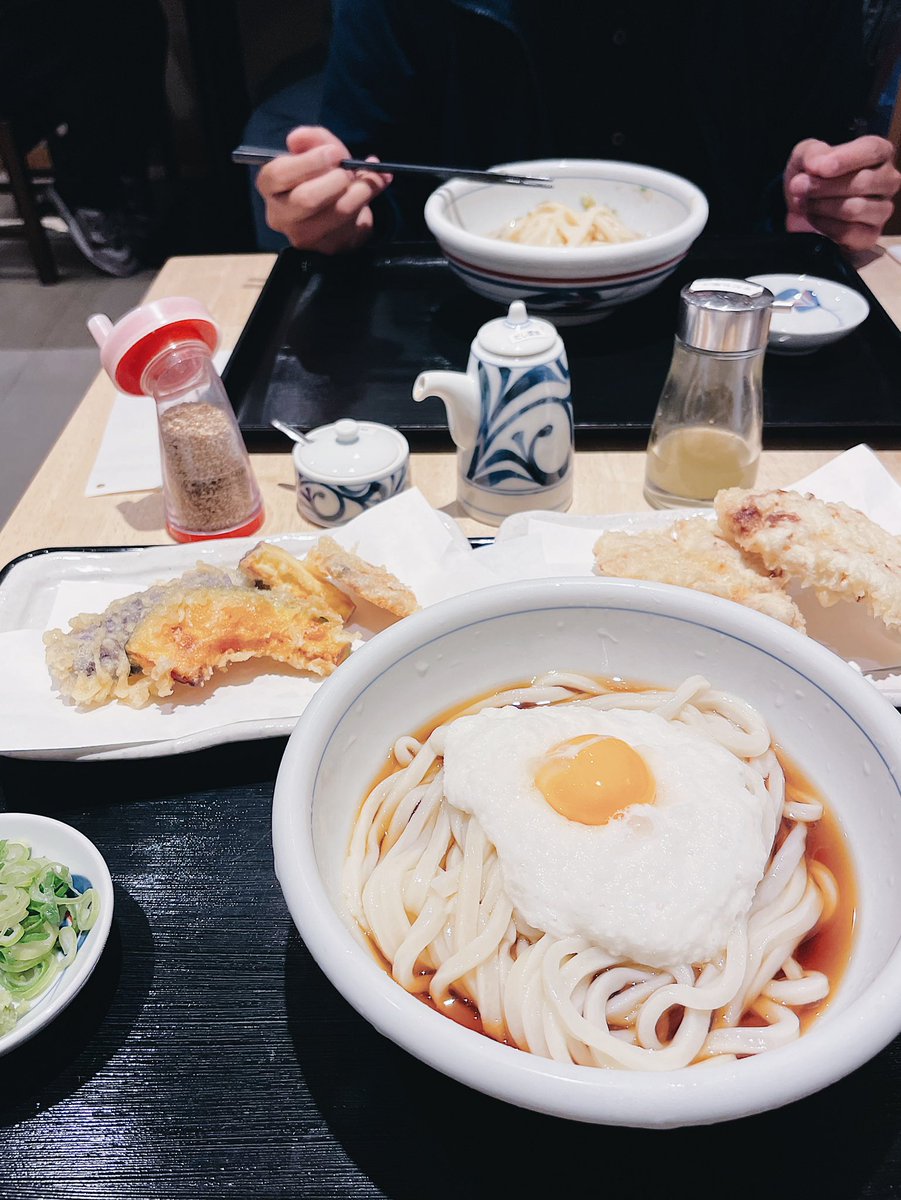 おもち على تويتر 午後 トナカイさんこと松本さんと男木島図書館のyoutube配信を観て瀬戸内海に想いを馳せてしまったので 名古屋で一番おいしいうどん 屋さん 我らが今池の 麦福 へ もちもちのおうどん さくさくのとり天 すだち果汁はたっぷりと 男木島へゆく日