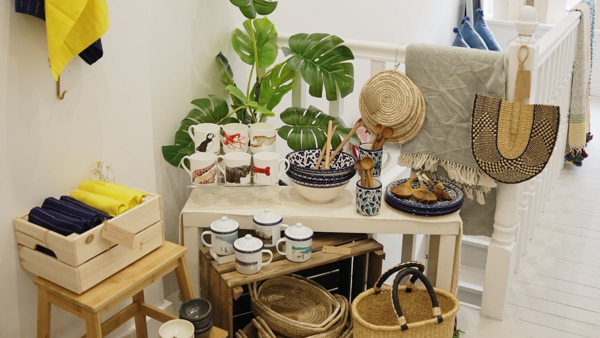 SoJustShop's tweet photo. If you find yourself wondering around Covent Garden or Seven Dials, make sure to come and say hello at our shop, 55 Monmouth Street, we're open Mon-Fri 12-6pm, Sat 10-7pm and Sun 11-5pm. ⁠
⁠https://t.co/C0zLu45m26 #SOJUSTSHOP #SustainableBrands #EthicalBusiness https://t.co/Rz99Llatnn