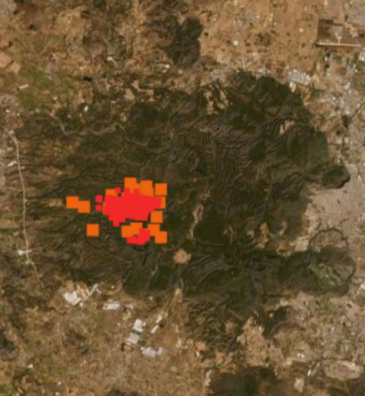 AnilloPrimavera's tweet photo. Trayectoria del tercer incendio que se sale de control el bosque de La Primavera este año. La superficie afectada por puntos de calor ya es cercana a 1,800 hectáreas. https://t.co/RRMLSTM2MU