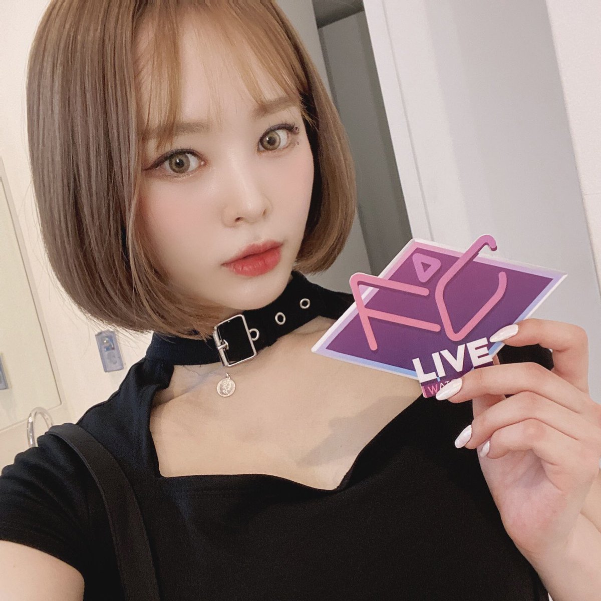 FCLIVE_official's tweet photo. #FCLIVE

#FANATICS ONLINE PROMOTION LIVE

セルカ📸

VIA

CHAELIN

RAYEON

@FENT_FANATICS #파나틱스 #DOAH #CHIAYI #DOI #CHAELIN #VIA #RAYEON https://t.co/TbrEawKdMr