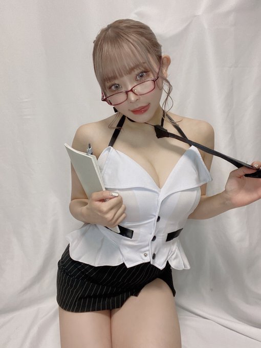 コスプレイヤーりなしぃのTwitter画像19