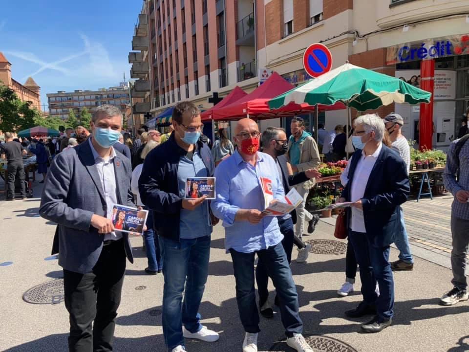 La_REC_'s tweet photo. ☀️Ce matin les équipes de l’@OccEnCommun étaient à votre rencontre à #Toulouse #Narbonne #Albi #Montauban et partout dans en #Occitanie pour présenter le mouvement solidaire, écologiste &amp; citoyen autour de @CaroleDelga aux élections régionales des 20 et 27 juin ! #AvecCaroleDelga https://t.co/Iu2a2kTQg7