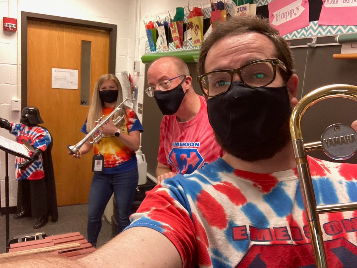 We had a blast visiting 3rd &amp; 4th grade this week! We can’t wait for you to join us in band &amp; orchestra next year. Click for details on how to sign up, info on our 2 optional informational Zoom meetings on 5/11 &amp; 5/13: d64.org/about/band-orc… @mrteatertweeter <a href="/LincolnMusicD64/">Lincoln Music D64</a>